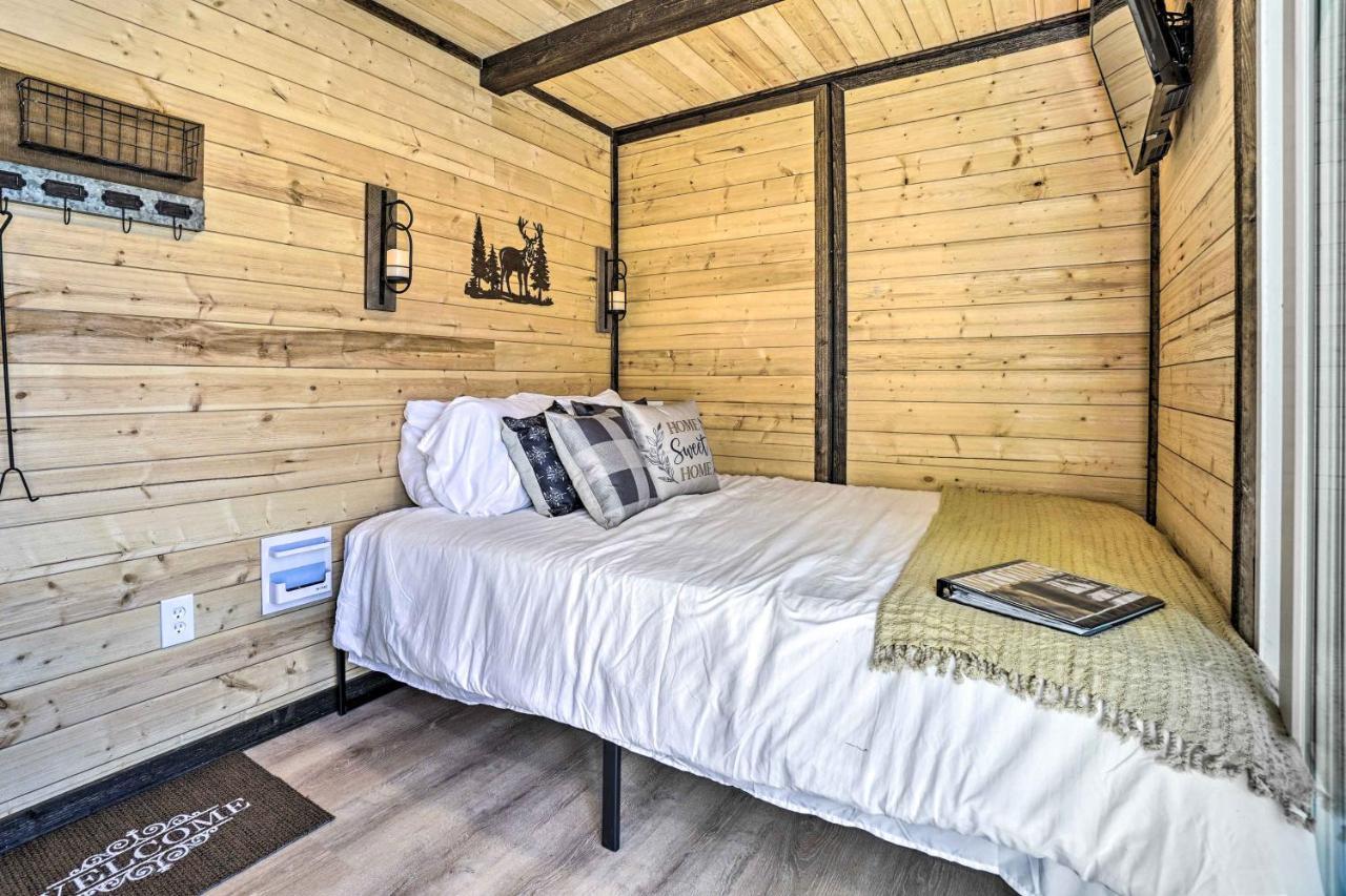 Tiny Home With Hot Tub By Mohican State Park! Loudonville Exterior photo