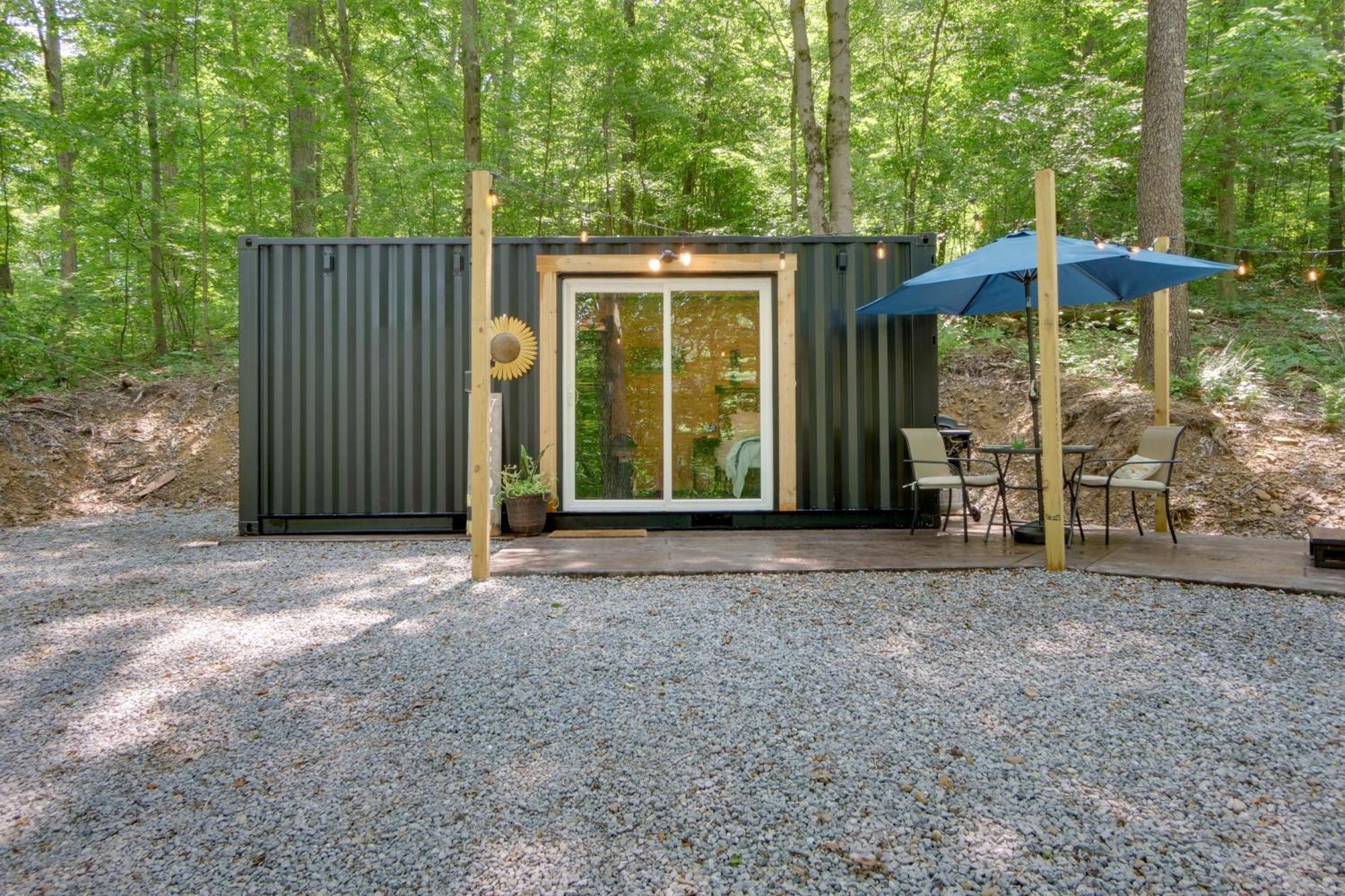 Tiny Home With Hot Tub By Mohican State Park! Loudonville Exterior photo